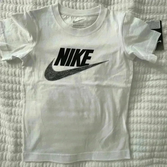 Nike Other - Nike Boys shirt